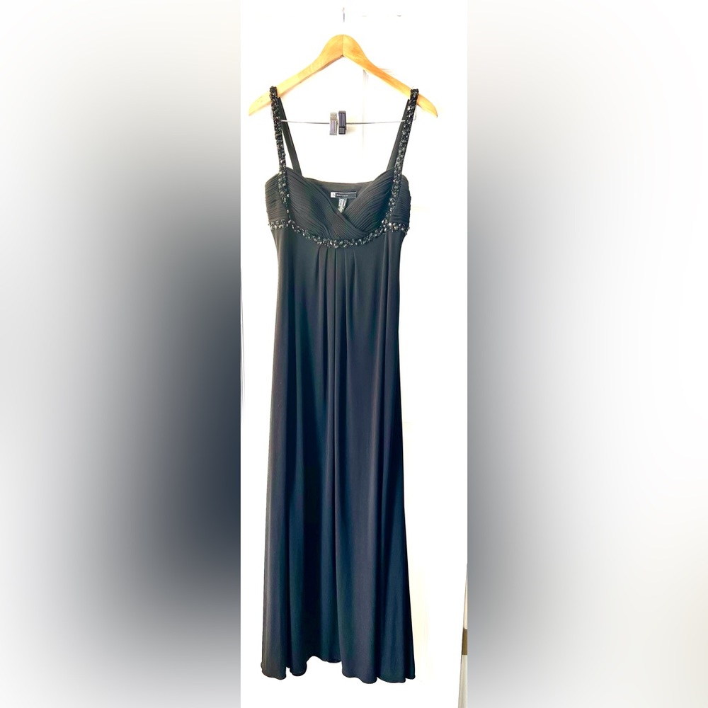 GORGEOUS long gala gown 12 prom